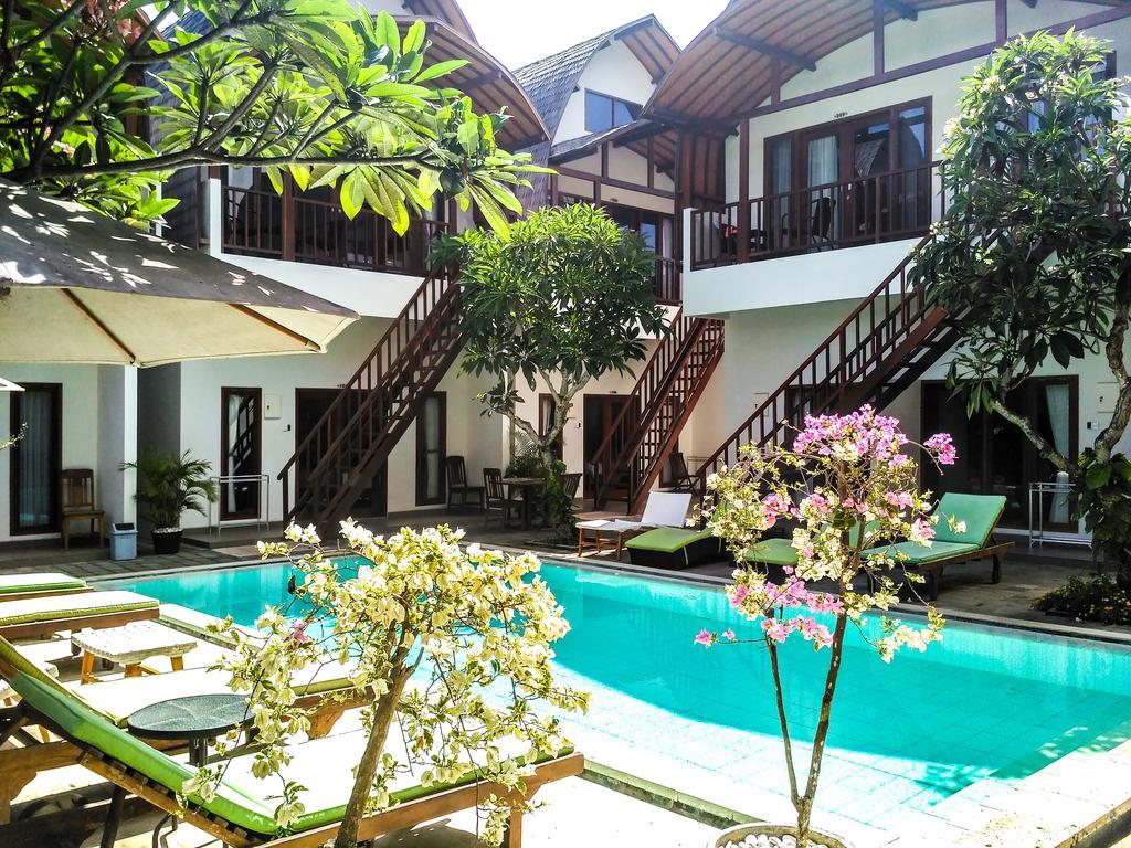 Naturela Hotel Uluwatu Exterior foto